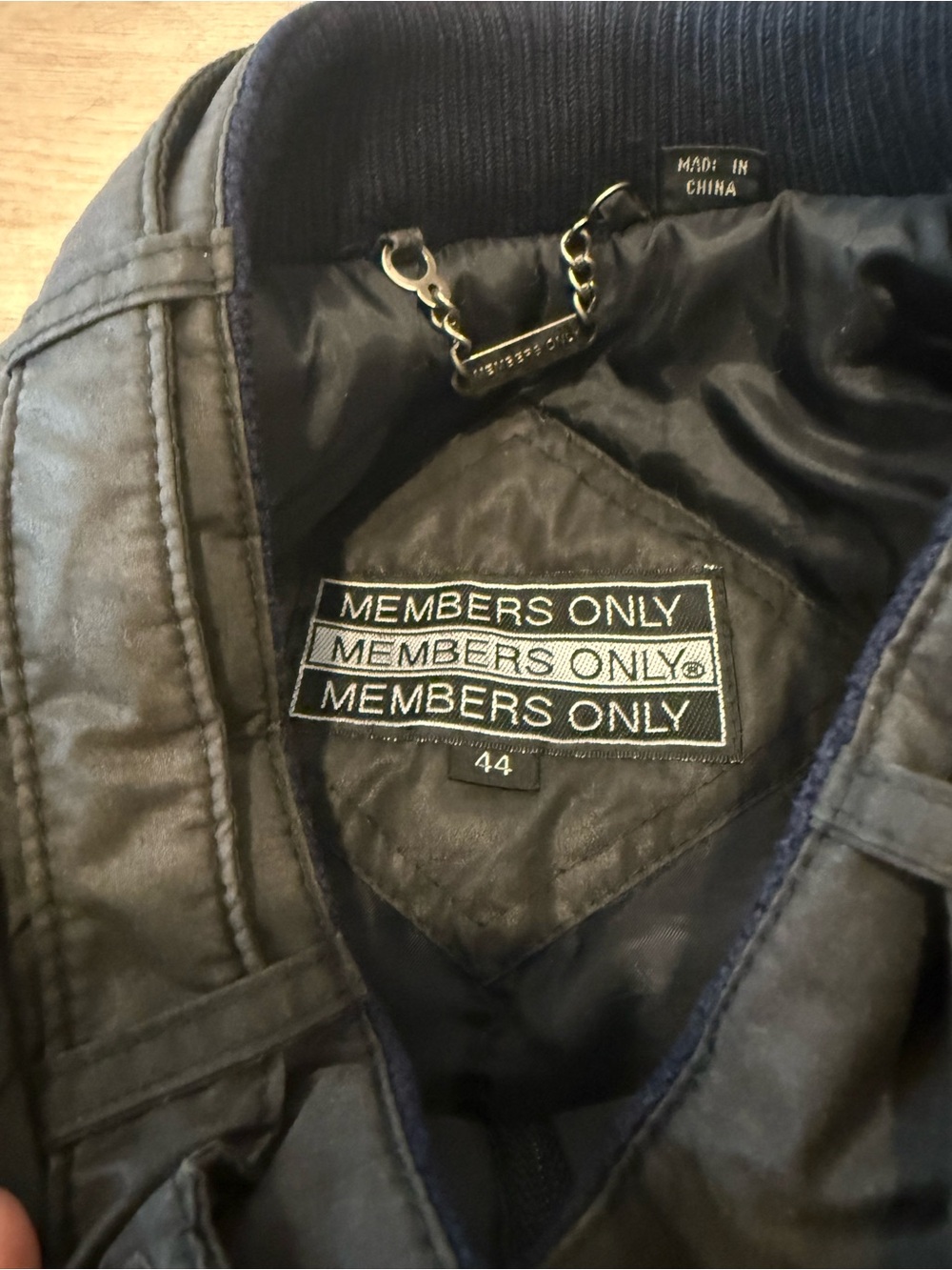 Vintage Members Only Black Bomber Jacket Size 44 - Picture 3 of 4